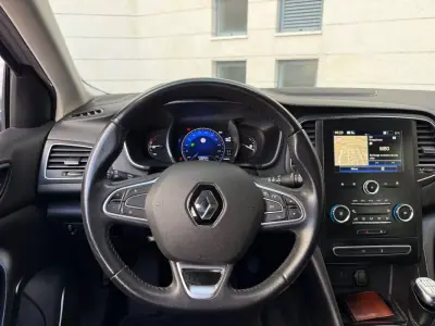 Renault Mégane Sport Tourer 2018 - 11950 EUR, 110000 km - 110000km - foto 8 de 23