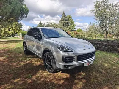 Porsche Cayenne 2016 — foto 2 de 42