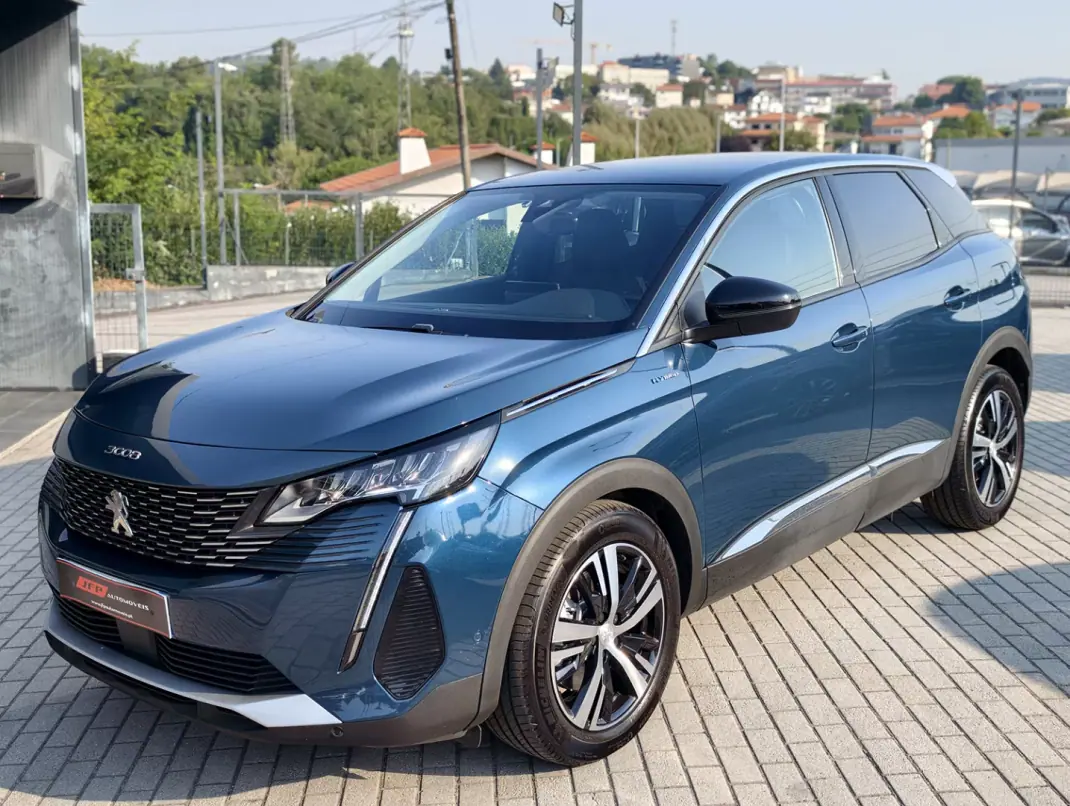 Peugeot 3008 2022 - 22900 EUR, 94350 km - 94350km - foto 4 de 21