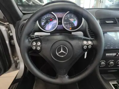 Mercedes-Benz SLK 200 2004 - 10950 EUR, 251000 km - AUTO.MOTO.pt - 251000km - foto 22 de 35
