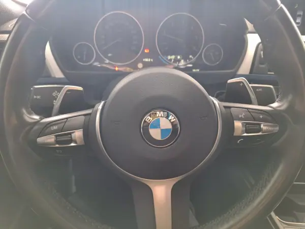 BMW 420 Gran Coupé 2019 - 28490 EUR, 118000 km - AUTO.MOTO.pt - 118000km - foto 8 de 12