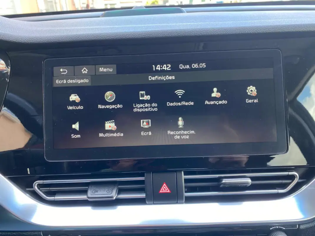 Kia Niro 2019 - 17250 EUR, 15900 km - AUTO.MOTO.pt - 15900km - foto 11 de 17
