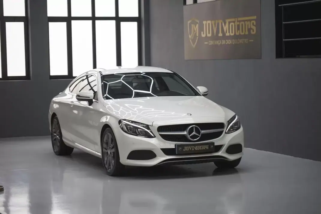 Mercedes-Benz C 220 2017 - 26850 EUR, 184333 km - AUTO.MOTO.pt - 184333km - foto 1 de 17