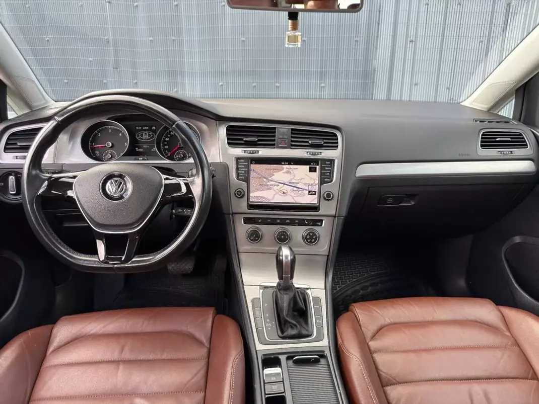 Volkswagen Golf 2015 - 14750 EUR, 163941 km - AUTO.MOTO.pt - 163941km - foto 19 de 19