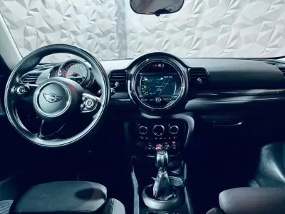 MINI Clubman 2018 - 15990 EUR, 99835 km - AUTO.MOTO.pt - 99835km - foto 16 de 29