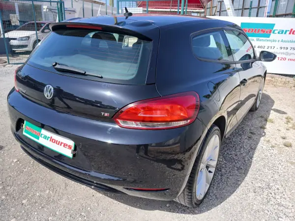 Volkswagen Scirocco 2009 - 8300 EUR, 188362 km - AUTO.MOTO.pt - 188362km - foto 8 de 26