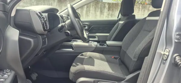 Citroën C5 Aircross 2020 - 18950 EUR, 62000 km - AUTO.MOTO.pt - 62000km - foto 5 de 26