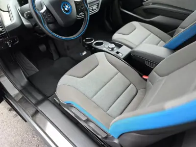 BMW i3 2019 - 19900 EUR, 78800 km - AUTO.MOTO.pt - 78800km - foto 23 de 33