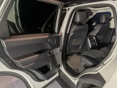 Land Rover Range Rover Sport 2018 - 47900 EUR, 107438 km - AUTO.MOTO.pt - 107438km - foto 11 de 17