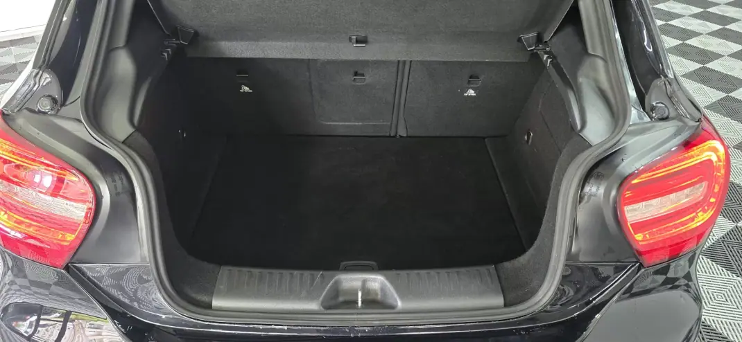 Mercedes-Benz A 200 2014 - 17490 EUR, 189000 km - AUTO.MOTO.pt - 189000km - foto 25 de 41