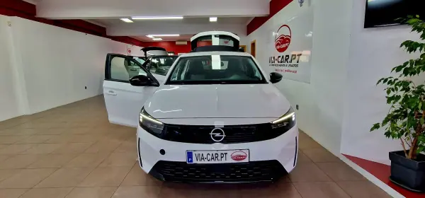 Opel Corsa 2023 - 13950 EUR, 48638 km - 48638km - foto 9 de 32
