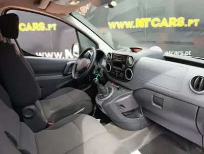 Peugeot Partner 2018 - 10900 EUR, 42380 km - 42380km - foto 11 de 12