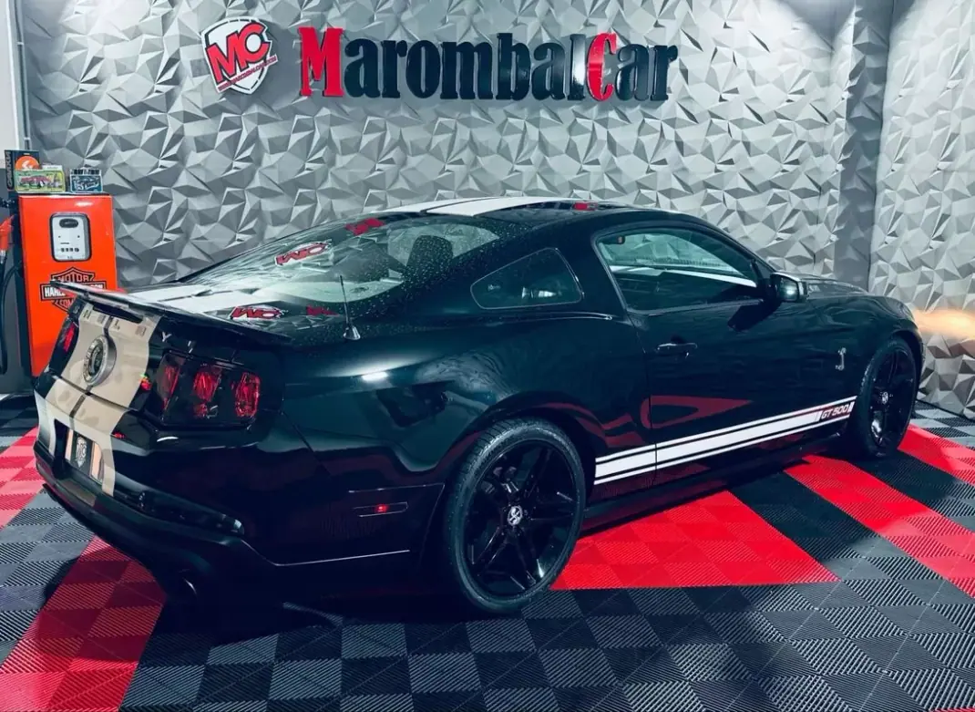 Shelby GT500 2010 - 89990 EUR, 76489 km - AUTO.MOTO.pt - 76489km - foto 18 de 47
