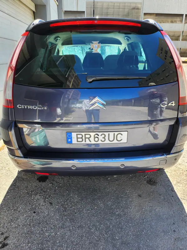 Citroën C4 Grand Picasso 2008 - 6000 EUR, 116000 km - AUTO.MOTO.pt - 116000km - foto 2 de 7