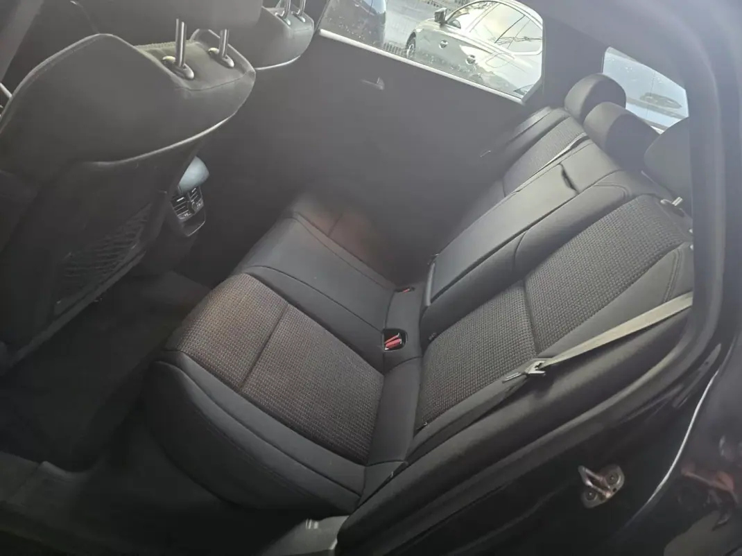 Peugeot 508 SW 2011 - 3999 EUR, 312000 km - AUTO.MOTO.pt - 312000km - foto 8 de 13