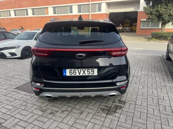 Kia Sportage 2019 - 22500 EUR, 70500 km - AUTO.MOTO.pt - 70500km - foto 5 de 18