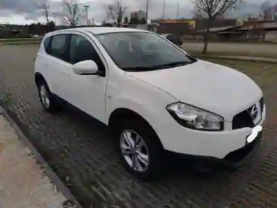 Nissan Qashqai 2011 - 12000 EUR, 101293 km - AUTO.MOTO.pt - 101293km - foto 3 de 15