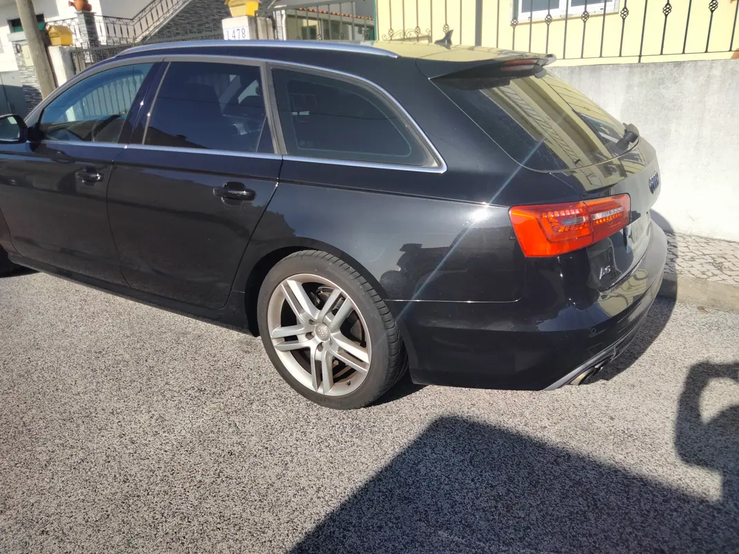 Audi A6 2013 - 11300 EUR, 242000 km - AUTO.MOTO.pt - 242000km - foto 7 de 11