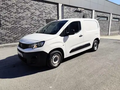 Peugeot Partner 1.6 HDI , 3 Lug. , Iva Dedutivel 2019 - 11980 EUR, 190000 km - AUTO.MOTO.pt - 190000km - foto 3 de 22
