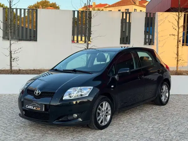 Toyota Auris 2009 - 7950 EUR, 150000 km - 150000km - foto 3 de 22