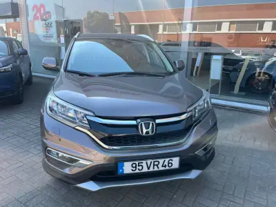 Honda CR-V 2018 - 19500 EUR, 112000 km - AUTO.MOTO.pt - 112000km - foto 2 de 20