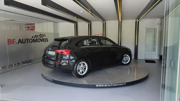 Mercedes-Benz A 180 2019 - 18900 EUR, 238120 km - AUTO.MOTO.pt - 238120km - foto 4 de 53