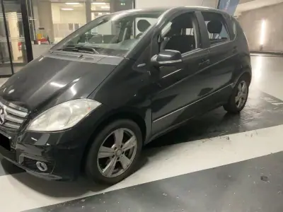 Mercedes-Benz A 180 2012 - 67382km