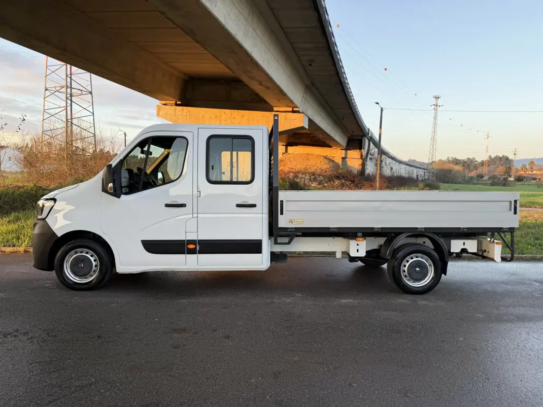 Renault Master 2.3 Dci L3 3.5T 135 cv C.Dupla 2020 - 25610 EUR, 107000 km - AUTO.MOTO.pt - 107000km - foto 7 de 29