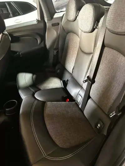 MINI 5 Portas 2016 - 13000 EUR, 203000 km - AUTO.MOTO.pt - 203000km - foto 24 de 27