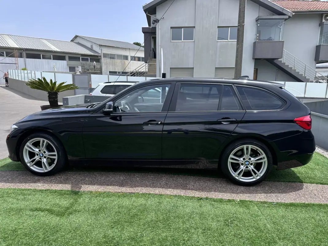 BMW 316 2015 - 13900 EUR, 260000 km - AUTO.MOTO.pt - 260000km - foto 16 de 45