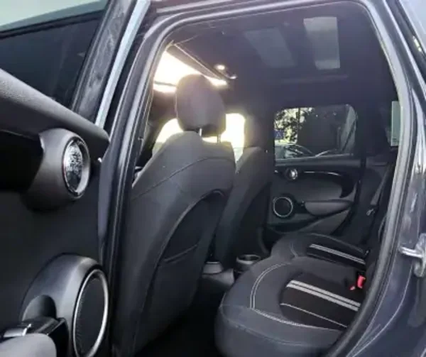 MINI Cooper 2015 - 21500 EUR, 94000 km - AUTO.MOTO.pt - 94000km - foto 32 de 34