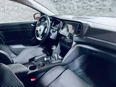 Renault Mégane Sport Tourer 2018 - 9990 EUR, 200608 km - 200608km - foto 16 de 26