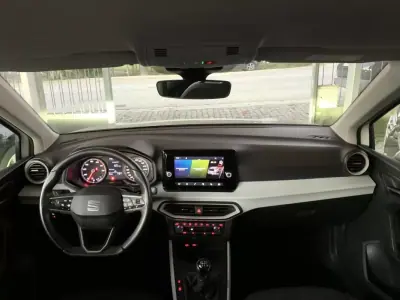 SEAT Arona 2022 - 16950 EUR, 38563 km - AUTO.MOTO.pt - 38563km - foto 9 de 21