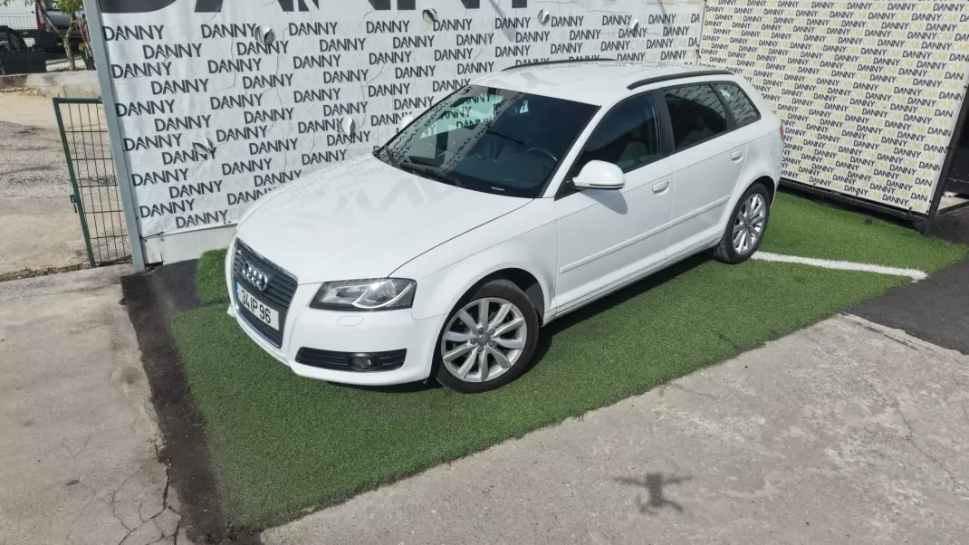 Audi A3 Sportback 2009 - 6900 EUR, 280000 km - AUTO.MOTO.pt - 280000km - foto 2 de 10