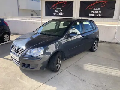 Volkswagen Polo 2007 - 3000 EUR, 190000 km - AUTO.MOTO.pt - 190000km - foto 2 de 12