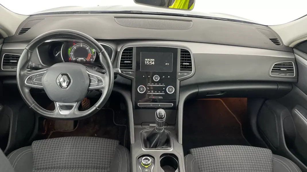 Renault Talisman Sport Tourer 2017 - 13999 EUR, 114021 km - AUTO.MOTO.pt - 114021km - foto 9 de 12