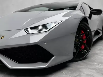 Lamborghini Huracán 2017 - 279000 EUR, 57552 km - AUTO.MOTO.pt - 57552km - foto 6 de 13