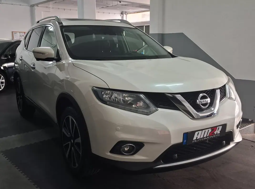 Nissan X-Trail 2016 - 15000 EUR, 150000 km - AUTO.MOTO.pt - 150000km - foto 1 de 28