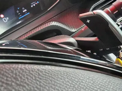 Peugeot 2008 2023 - 22999 EUR, 119000 km - AUTO.MOTO.pt - 119000km - foto 12 de 21