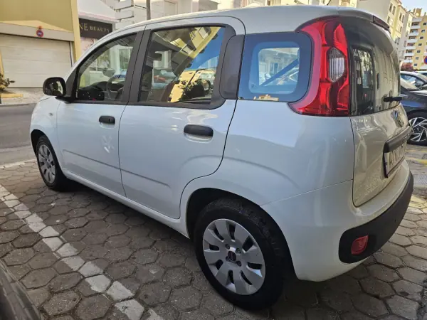 Fiat Panda 2019 - 9800 EUR, 39264 km - AUTO.MOTO.pt - 39264km - foto 8 de 11