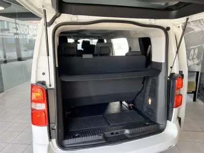 Citroën Spacetourer 2018 - 21800 EUR, 210620 km - AUTO.MOTO.pt - 210620km - foto 23 de 23