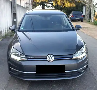 Volkswagen Golf 2018 - 17990 EUR, 118115 km - AUTO.MOTO.pt - 118115km - foto 2 de 26