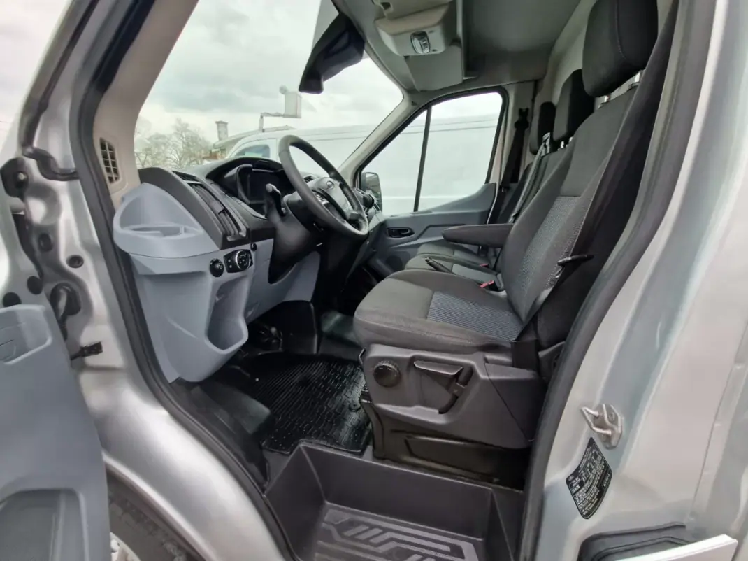 Ford 2014 - 13900 EUR, 240000 km - AUTO.MOTO.pt - 240000km - foto 5 de 10