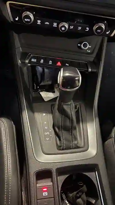 Audi Q3 Sportback 2023 - 34900 EUR, 52000 km - AUTO.MOTO.pt - 52000km - foto 10 de 13