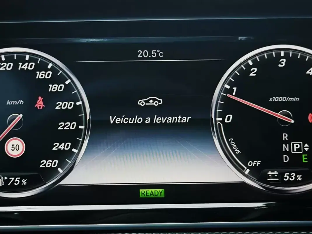 Mercedes-Benz S 300 2014 - 25950 EUR, 239200 km - 239200km - foto 37 de 38