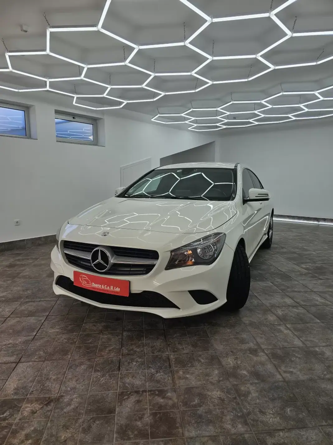 Mercedes-Benz CLA 180 2015 - 14000 EUR, 205367 km - 205367km - foto 31 de 51