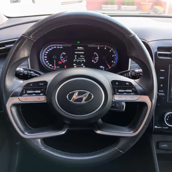 Hyundai Tucson 2021 - 22900 EUR, 130497 km - AUTO.MOTO.pt - 130497km - foto 14 de 25