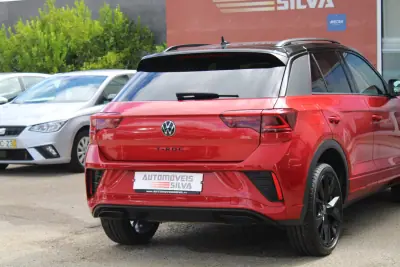 Volkswagen T-Roc 2024 - 31990 EUR, 30000 km - AUTO.MOTO.pt - 30000km - foto 15 de 47