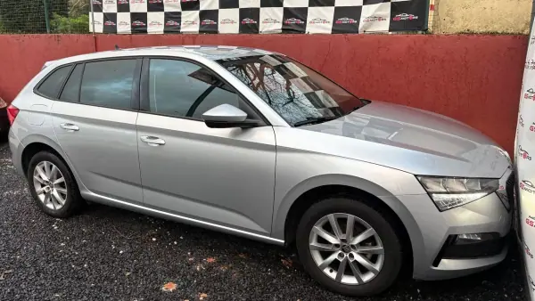 Skoda Scala 2022 - 12900 EUR, 98500 km - AUTO.MOTO.pt - 98500km - foto 8 de 12