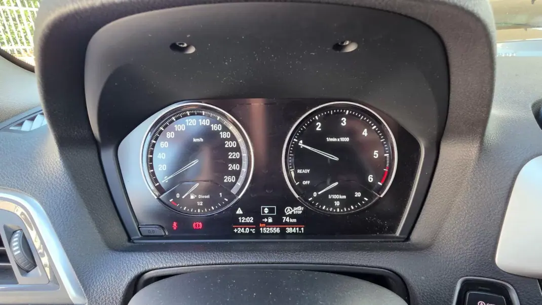 BMW 116 2017 - 15890 EUR, 152000 km - 152000km - foto 21 de 33